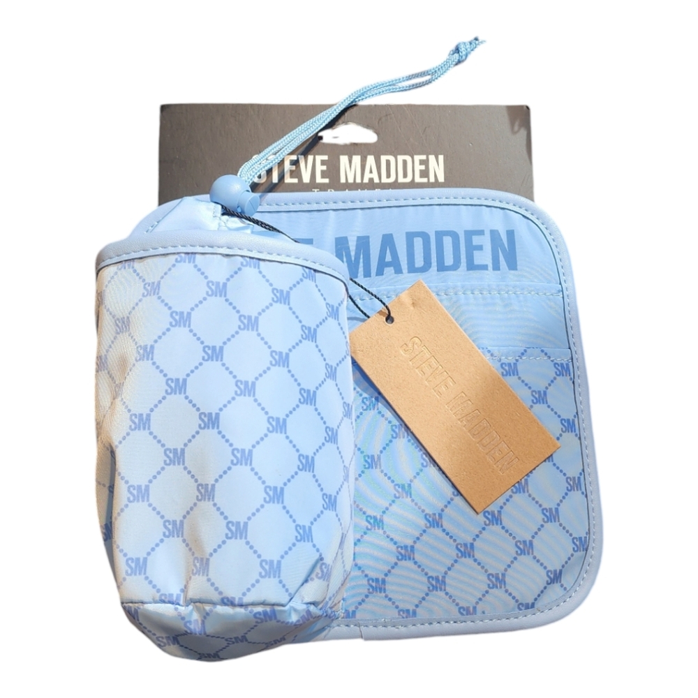 NWT Steve Madden Travel Cup and Passport Holder‎